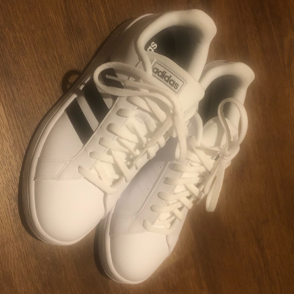 Adidas Grand Court Base